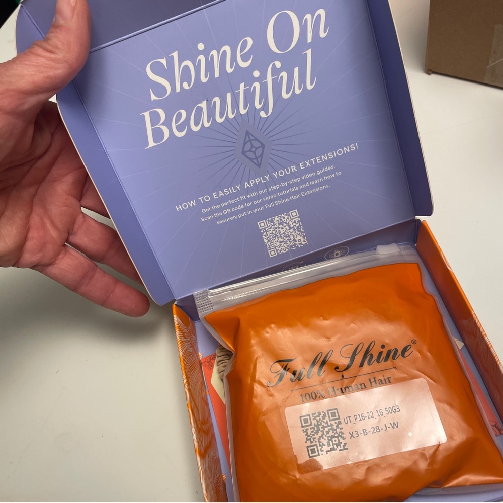 Full Shine Hair Extensions in Light Brown